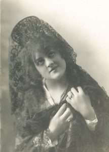 Carmen Cobeña (1869-1963) y Federico Oliver (1873-1957)